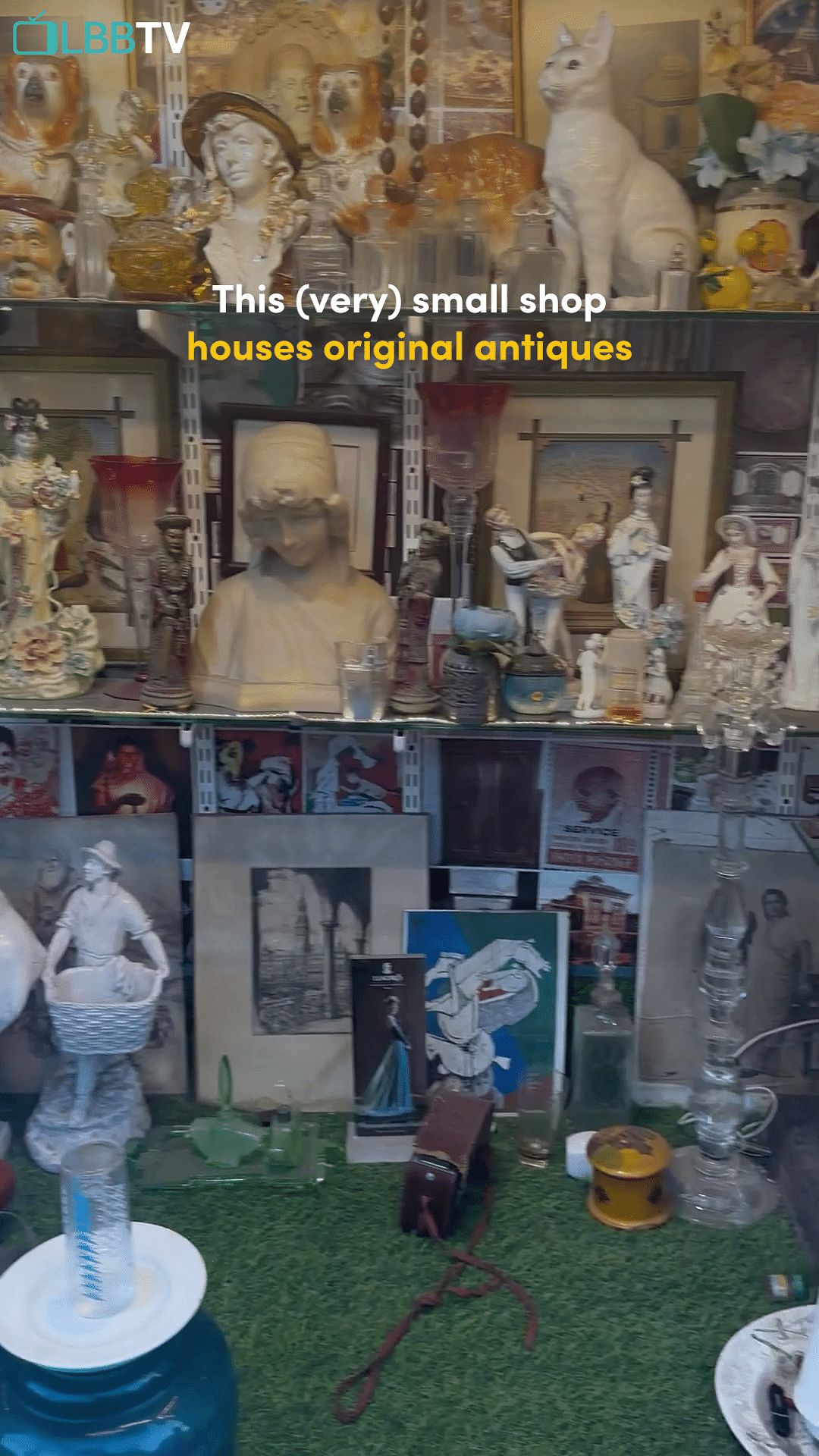 Tableware,Souvenir,Temple,Sculpture,Art,Statue,Drinkware,Artifact,Porcelain,Collectable