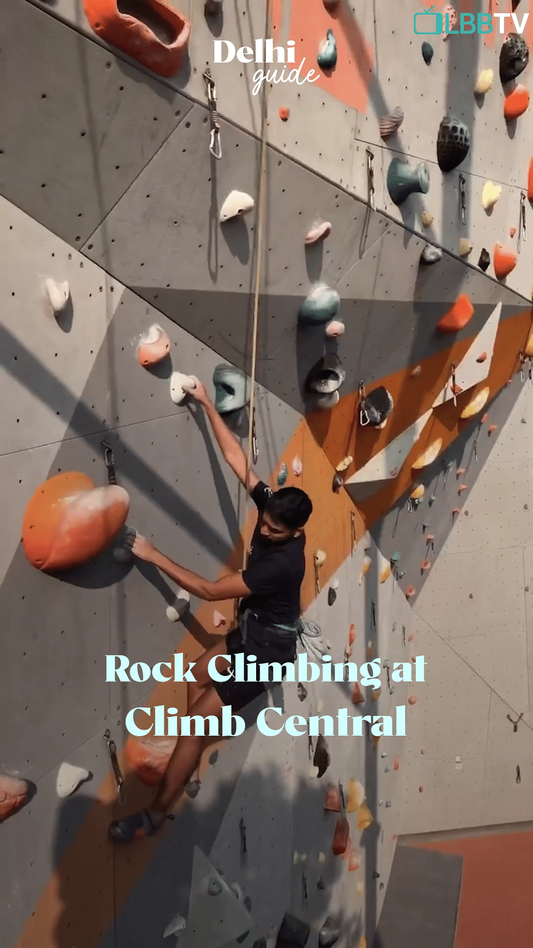 Climbing hold,Light,Climbing,Line,Rock climbing,Leisure,Recreation,Art,Sport climbing,Space