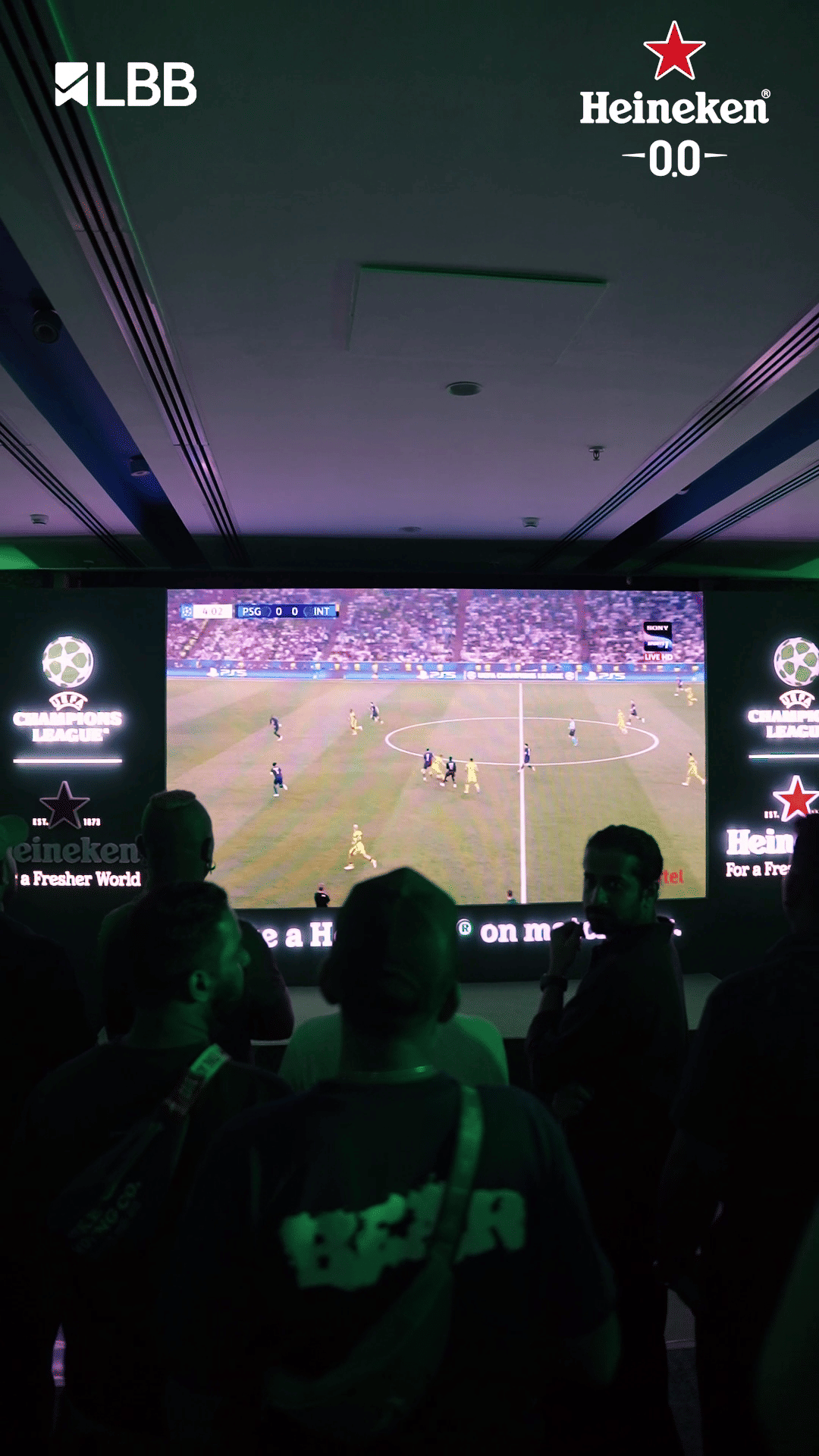 Display device,Electronic device,Logo,Flat-panel display,Sports venue,LED-backlit LCD,Multimedia,Night,Electronic signage,Advertising