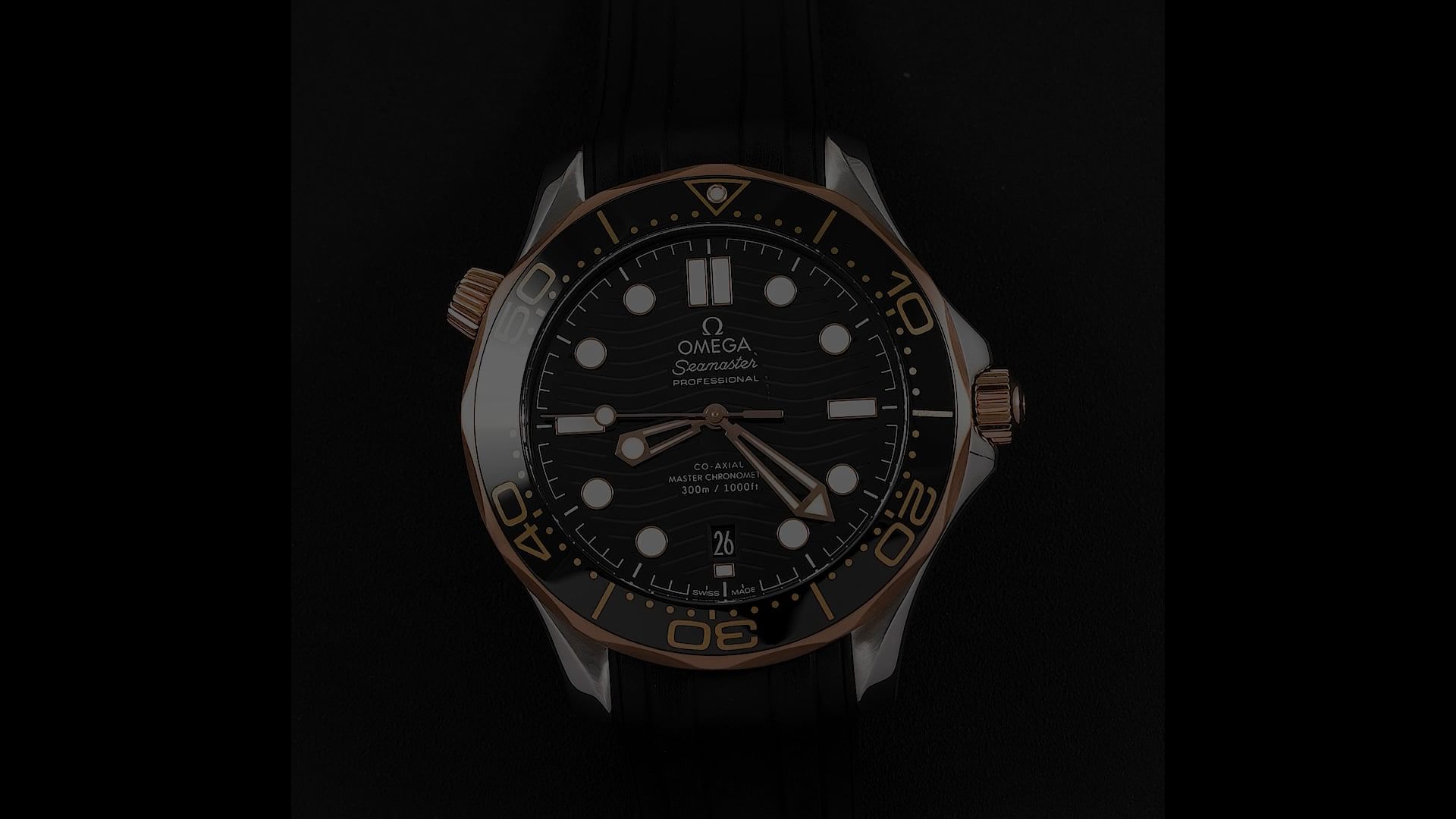 Pre-Owned Omega Seamaster Men Watch in Black Colour Dial