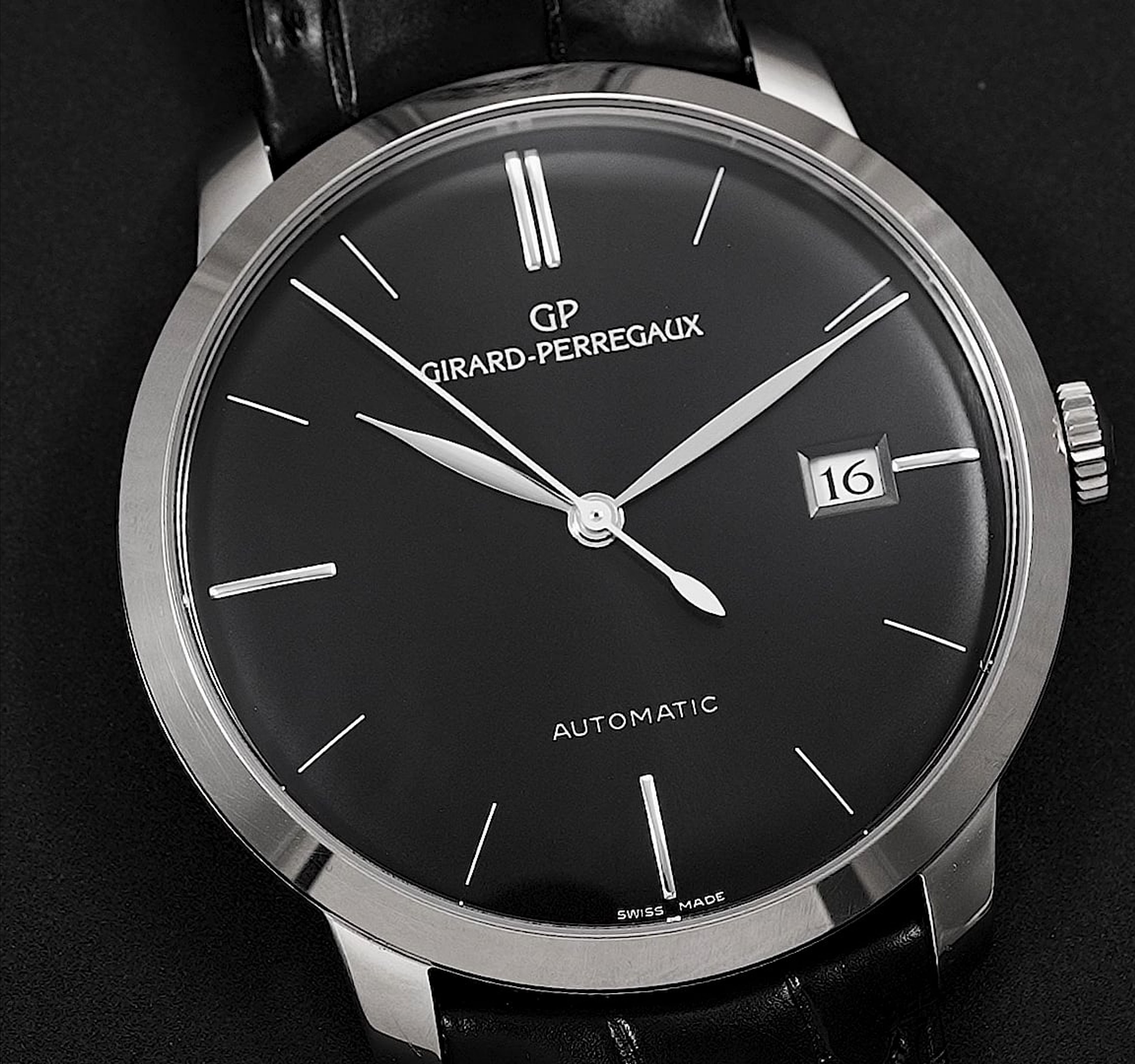 Pre-Owned Girard-Perregaux 1966 Men Watch in Black Colour Dial Pre-Owned Girard-Perregaux 1966 Men Watch in Black Colour Dial