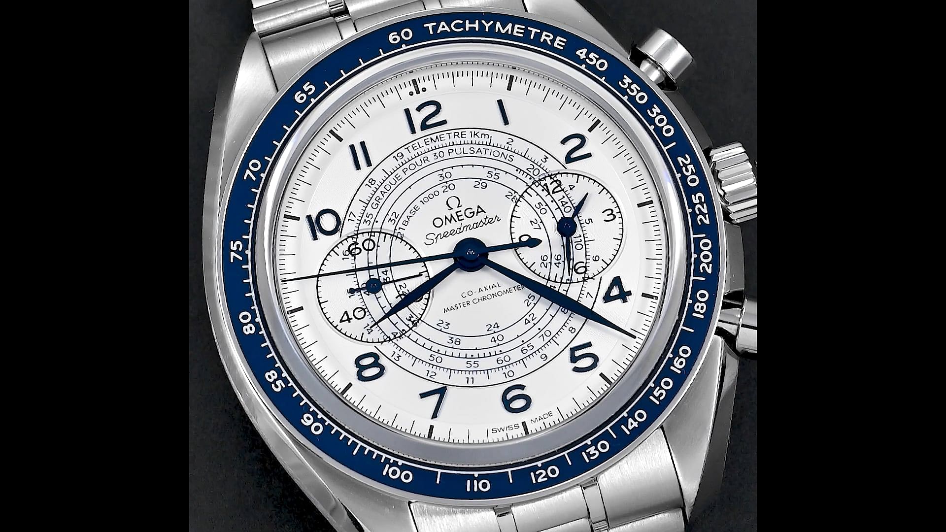 Pre-Owned Omega Speedmaster Men Watch in Silver Colour Dial