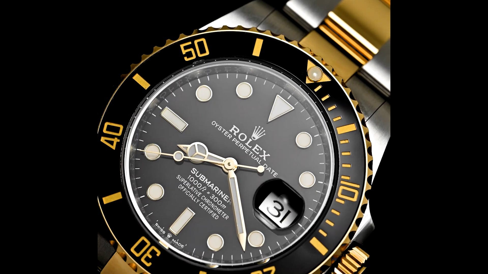 Pre-Owned Rolex Submariner Men Watch in Black Colour Dial