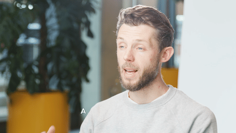 How does performance mangagement work in an autonomous team