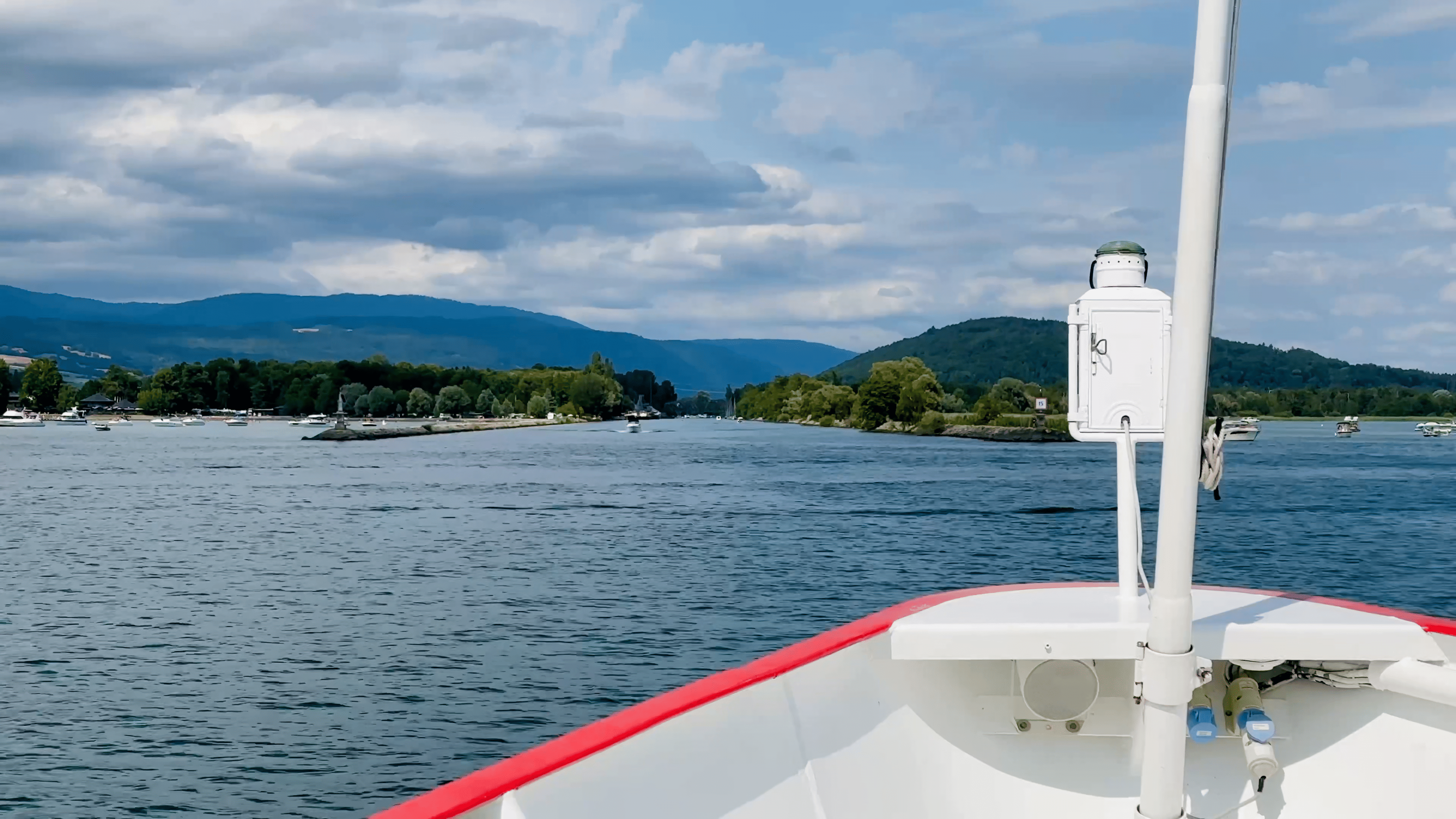 23-07 Schifffahrt Neuchâtel Biel