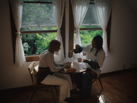 Starbucks X BEAMS (OOH CM)