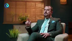 من غرفة العمليات — 5000 ساعة في جراحة زراعة القرنية