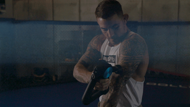Therabody - Dustin Poirier UFC Champion