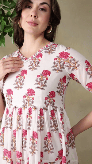 Mamicha white Gown