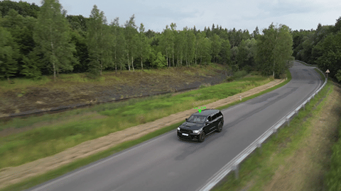 Moving Vehicle Tracking — Dynamic Aerial Perspective